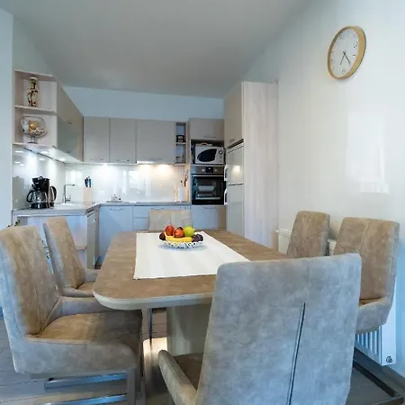 Ana Apartman