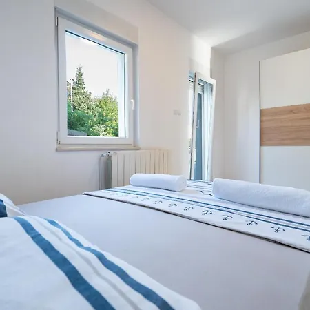 Ana Apartman Novi Vinodolski