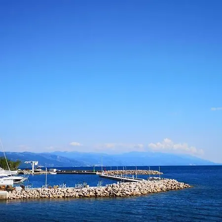 Apartman Ana *