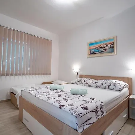 Ana Apartment